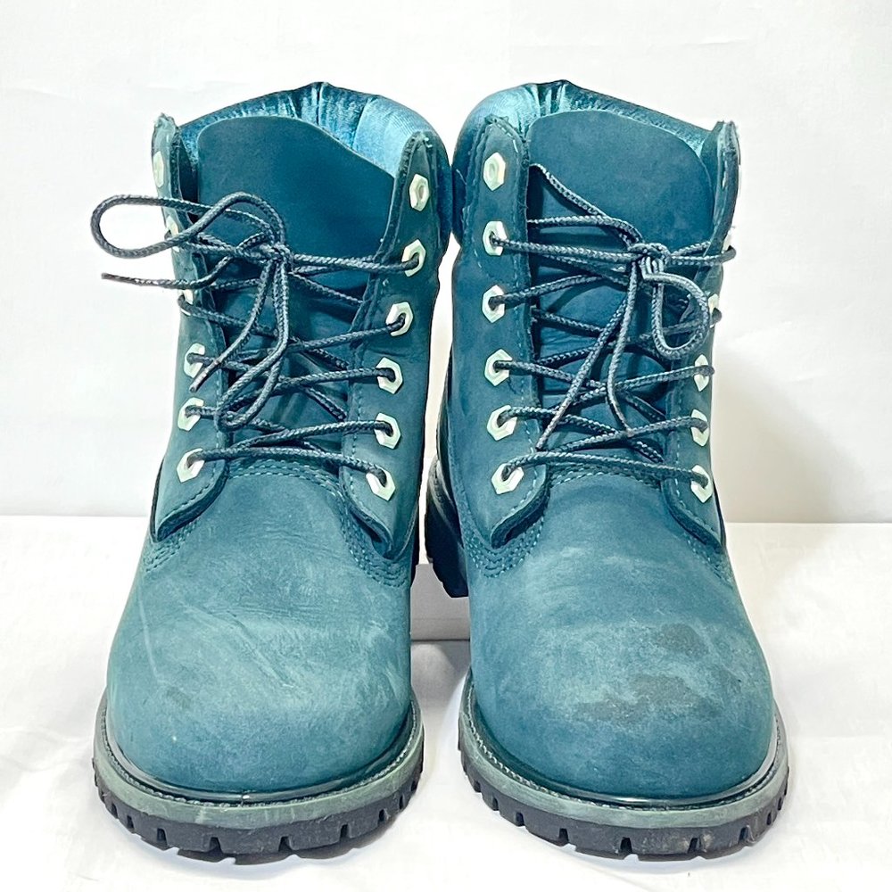 RARE - Timberland Women’s Velvet WP Boot Medium Green A1640 Size 8.5